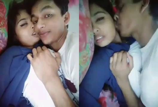 Bangladeshi Village Girl Viral MMS Video