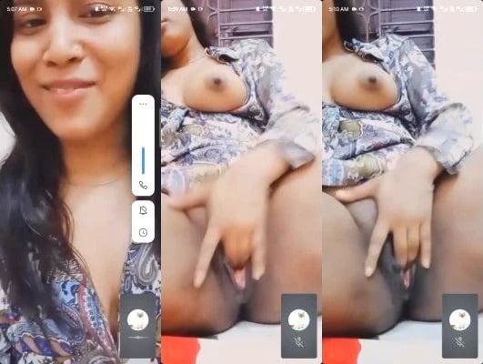 Cute Desi Girl Shows Boobs and Fingering Video