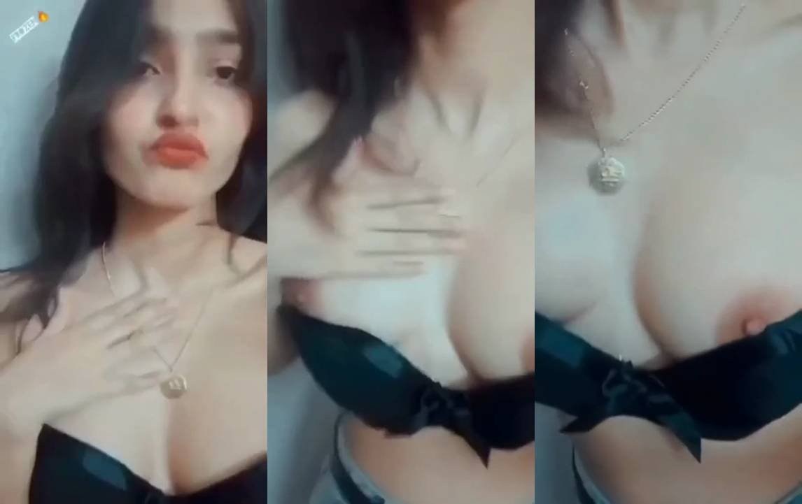 Pakistani Tik Toker Girl Nude Boobs Video